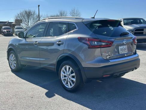 Used 2020 Nissan Rogue Sport SV image 5