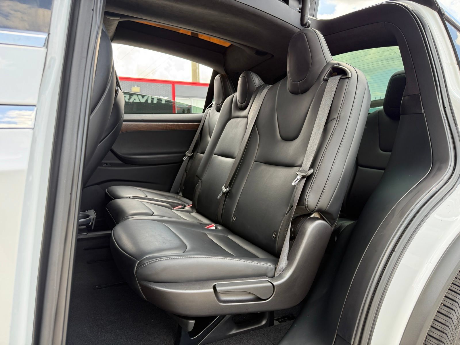 Used 2020 Tesla Model X Long Range AWD/4WD image 18