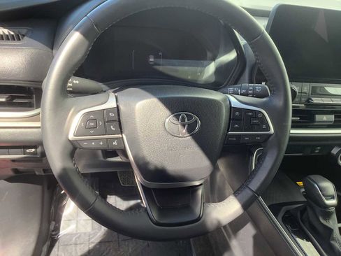 Used 2024 Toyota Grand Highlander XLE image 15