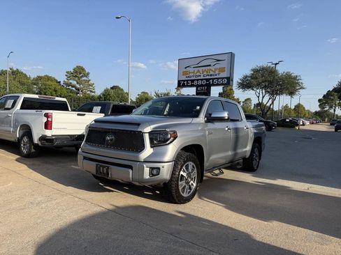 Used 2021 Toyota Tundra Platinum AWD/4WD image 44