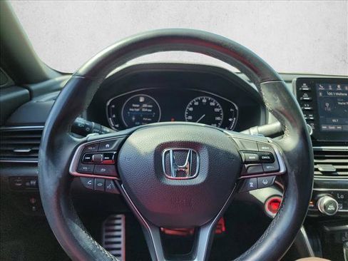 Used 2018 Honda Accord Sport image 18