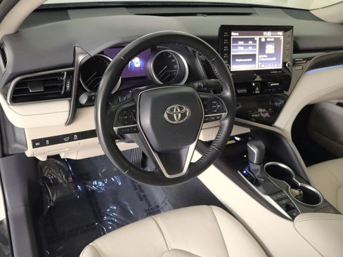 Used 2023 Toyota Camry XLE AWD/4WD image 9