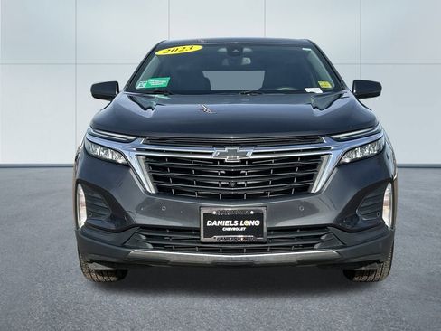 Used 2023 Chevrolet Equinox LT image 3