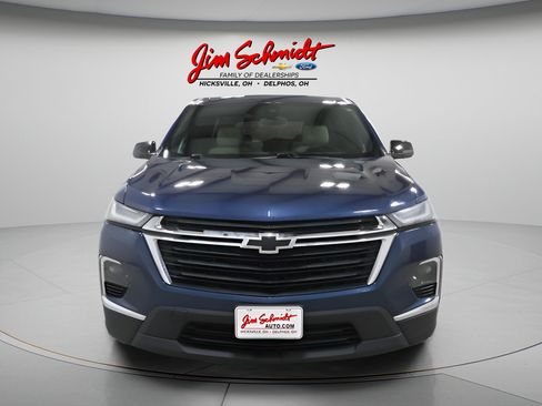 Used 2023 Chevrolet Traverse LS FWD image 3