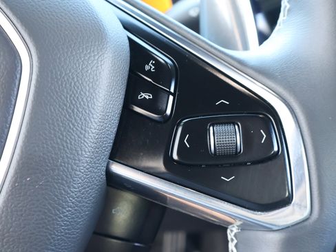 Used 2022 Chevrolet Corvette Stingray Coupe w/ 1LT image 19