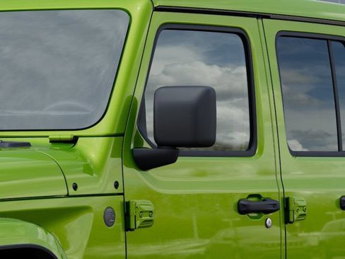 New 2026 Jeep Wrangler Unlimited Sahara AWD/4WD image 20