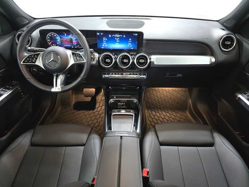 Certified 2026 Mercedes-Benz GLB 250 4MATIC image 18