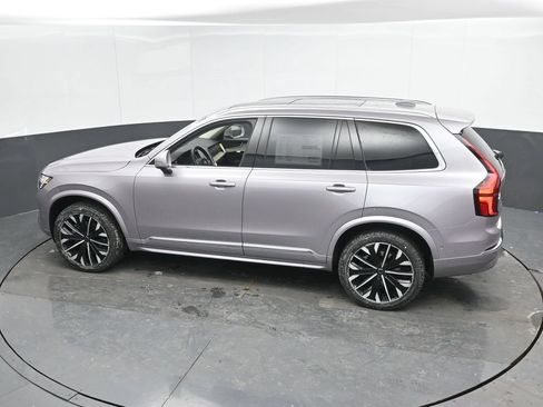 New 2026 Volvo XC90 B5 Plus w/ Protection Package AWD/4WD image 34