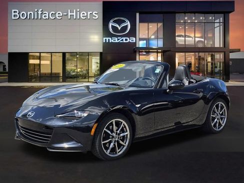 Certified 2023 MAZDA MX-5 Miata Grand Touring w/ Weather Package RWD image 2