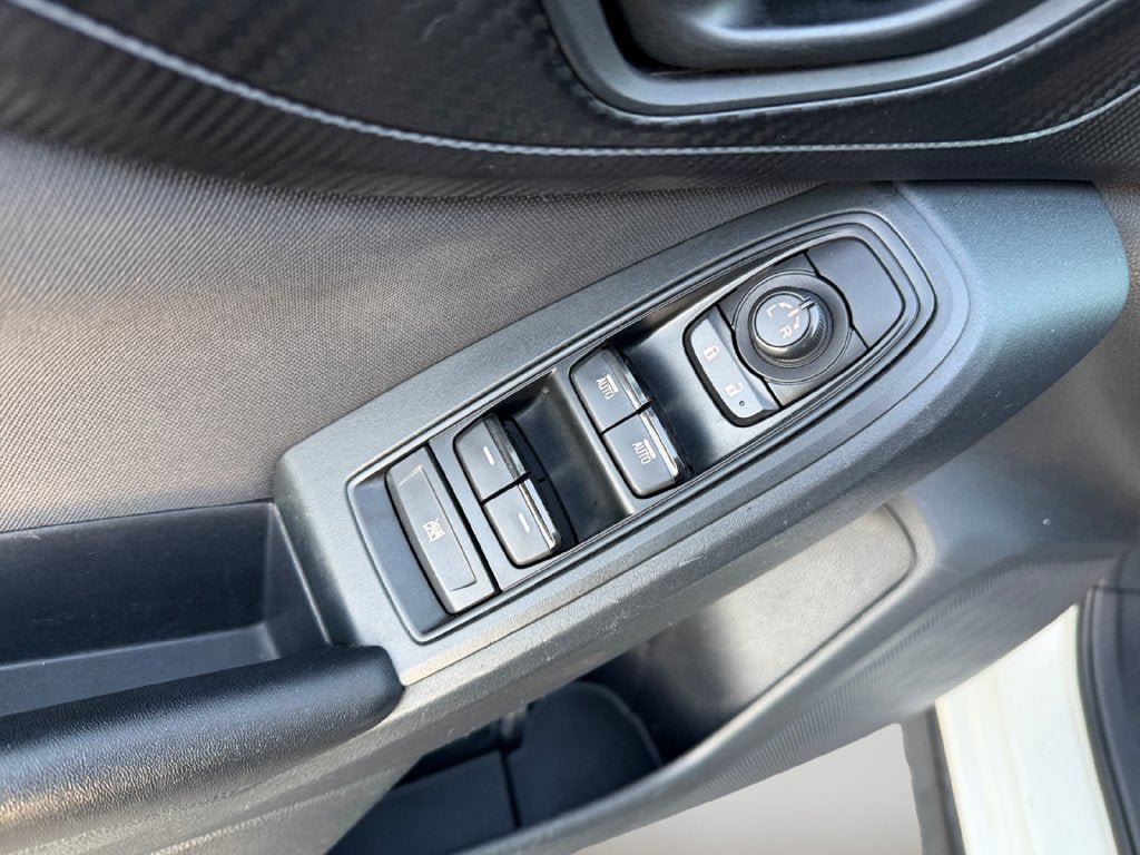 Used 2018 Subaru Crosstrek 2.0i Premium AWD/4WD image 21