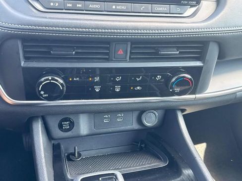 Certified 2024 Nissan Rogue S AWD/4WD image 32