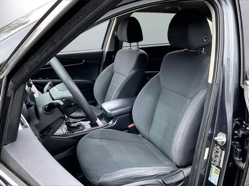 Used 2020 Kia Sorento LX image 20