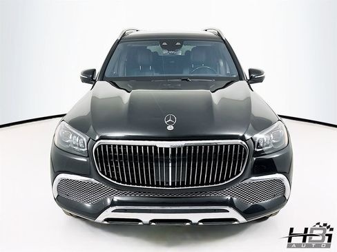 Used 2023 Mercedes-Benz Maybach GLS 600 4MATIC image 3