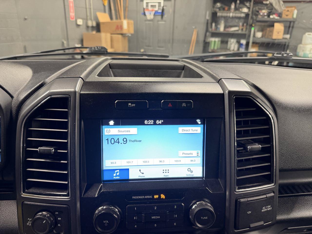 Used 2018 Ford F150 XLT w/ Equipment Group 302A Luxury AWD/4WD image 14
