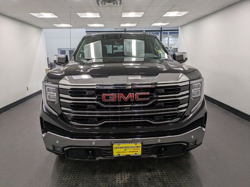 Used 2023 GMC Sierra 1500 SLT w/ SLT Premium Plus Package image 2