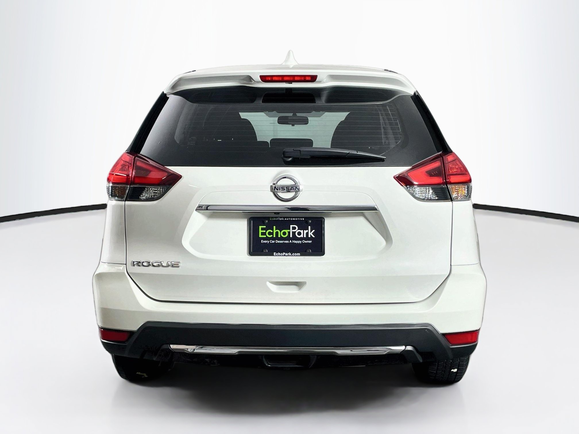 Used 2017 Nissan Rogue S FWD image 7