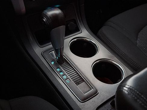 Used 2010 Chevrolet Traverse LT w/ Personal Connectivity Package image 33