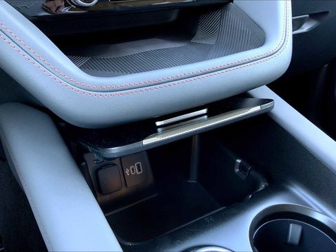 New 2025 Ford Explorer Active image 18