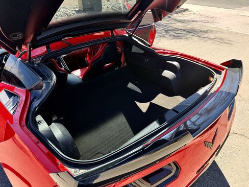 Used 2019 Chevrolet Corvette Stingray Coupe w/ Carbon Flash Badge Package image 15