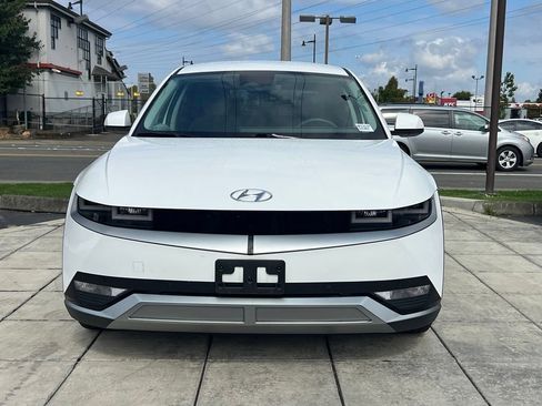 Used 2024 Hyundai Ioniq 5 SEL RWD image 4