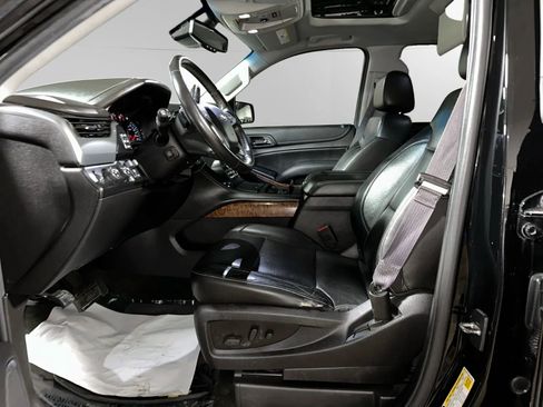 Used 2015 Chevrolet Suburban LTZ image 15