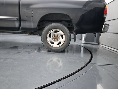 Used 2003 Toyota Tundra SR5 w/ SR5 Extra Value Pkg RWD image 13