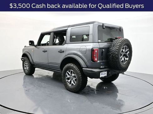 New 2025 Ford Bronco Badlands image 5