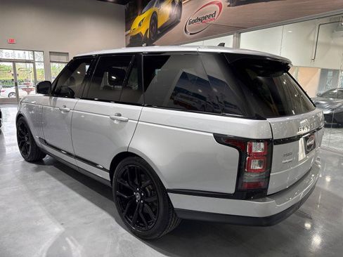 Used 2016 Land Rover Range Rover HSE image 28