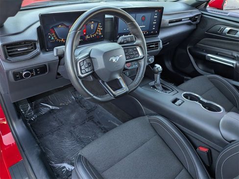 Used 2024 Ford Mustang Coupe image 17