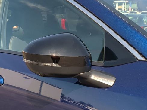 New 2026 Nissan Kicks SR w/ SR Premium Package FWD image 11