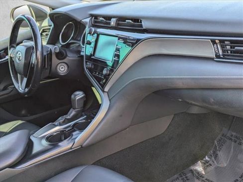 Used 2019 Toyota Camry SE image 20