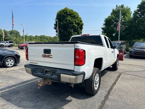 Used 2011 Chevrolet Silverado 2500 W/T w/ Snow Plow Prep Package AWD/4WD image 5