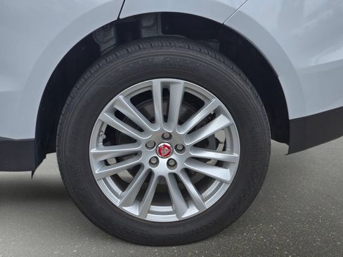 Used 2017 Jaguar F-PACE Prestige AWD/4WD image 38