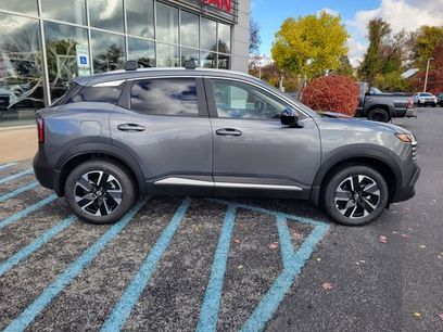New 2026 Nissan Kicks SV w/ SV Premium Package