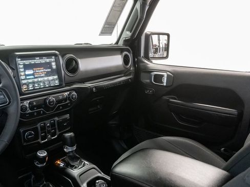 Used 2023 Jeep Wrangler Unlimited Sport AWD/4WD image 11