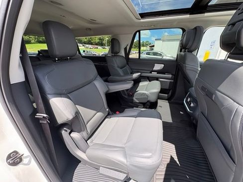 New 2027 Ford Expedition Max Active AWD/4WD image 29
