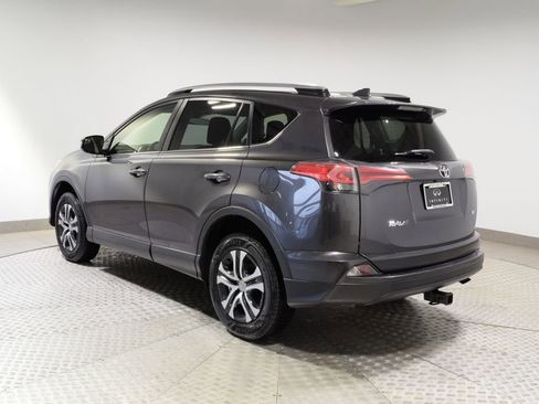 Used 2018 Toyota RAV4 LE w/ All Weather Liner Package FWD image 8