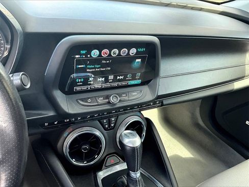 Used 2017 Chevrolet Camaro SS image 25