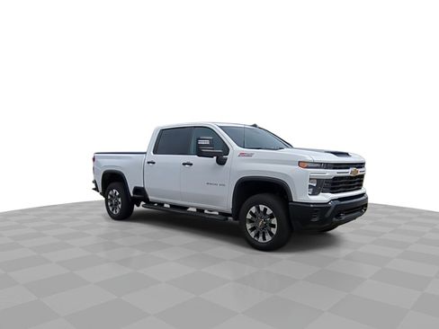 Certified 2024 Chevrolet Silverado 2500 Custom w/ Custom Convenience Package AWD/4WD image 2