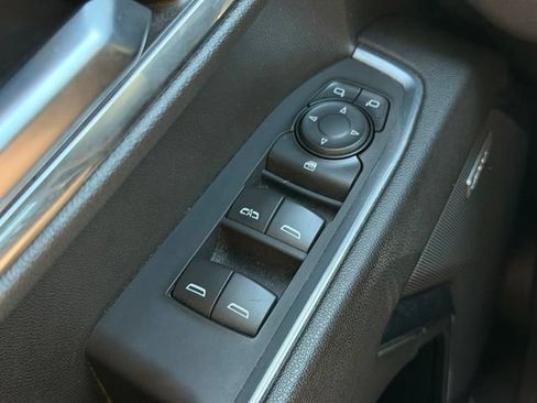 Used 2023 Chevrolet Silverado 1500 LT Trail Boss w/ LT Trail Boss Premium Package AWD/4WD image 29