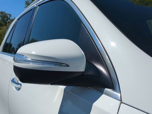 Used 2024 Mercedes-Benz GLE 350 4MATIC image 11