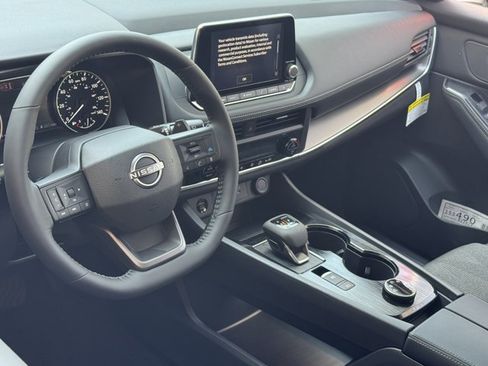 New 2026 Nissan Rogue SV AWD/4WD image 22