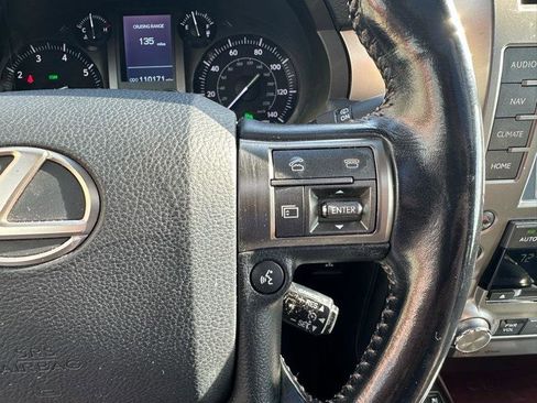Used 2015 Lexus GX 460 w/ Premium Package image 27