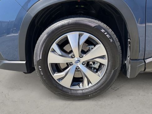 Used 2025 Subaru Ascent Premium AWD/4WD image 10