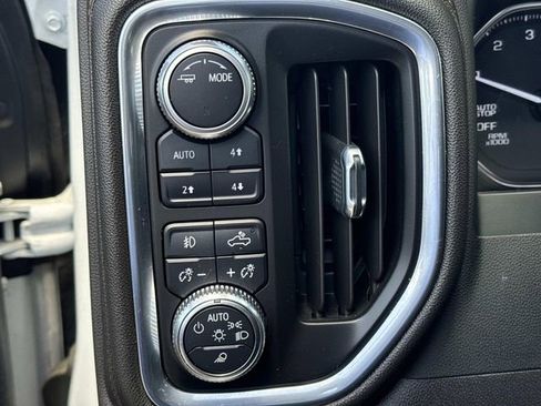 Used 2022 GMC Sierra 1500 AT4 w/ AT4 Premium Package AWD/4WD image 26