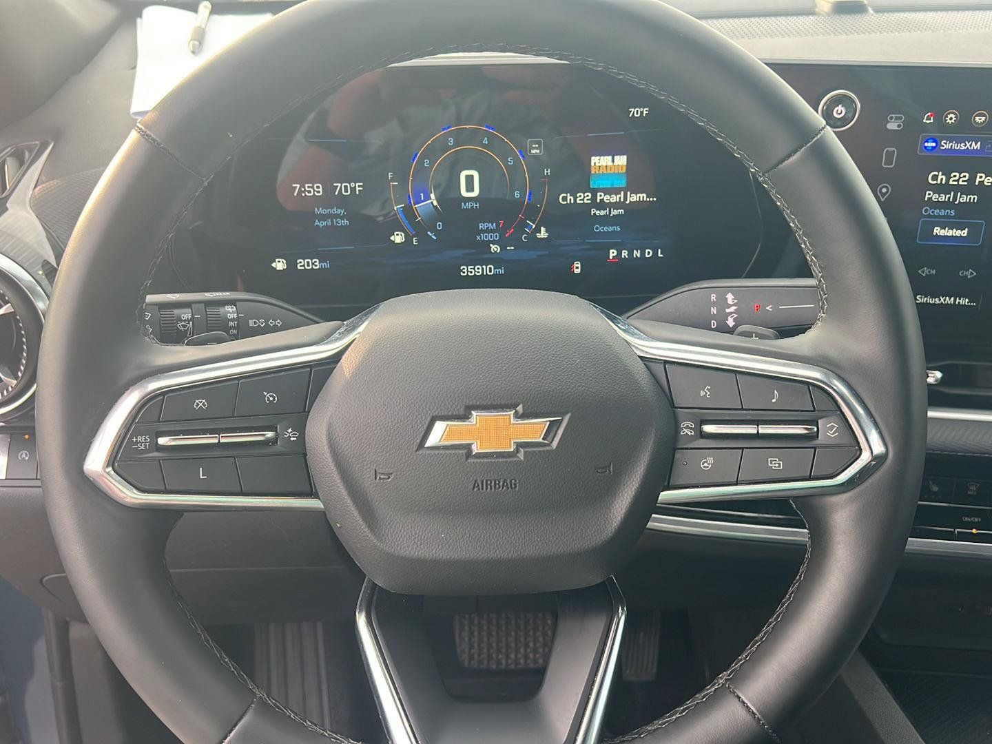 Used 2025 Chevrolet Equinox LT FWD image 19