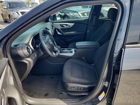 Used 2022 Chevrolet Blazer LT FWD image 12