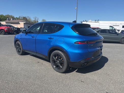 Used 2024 Dodge Hornet R/T Plus w/ Tech Pack Plus w/o Parking image 3