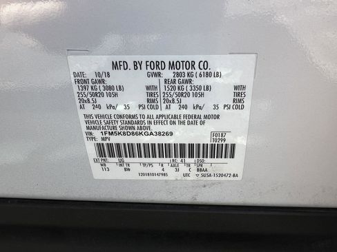 Used 2019 Ford Explorer XLT w/ Equipment Group 202A AWD/4WD image 54