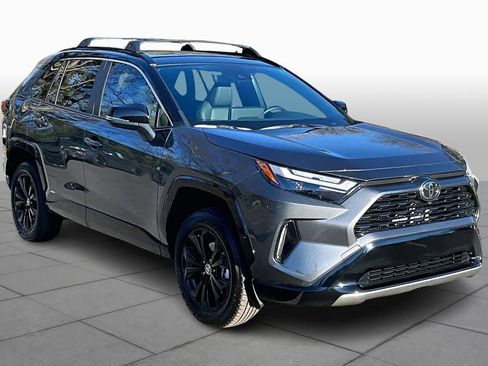 Certified 2025 Toyota RAV4 XSE image 3
